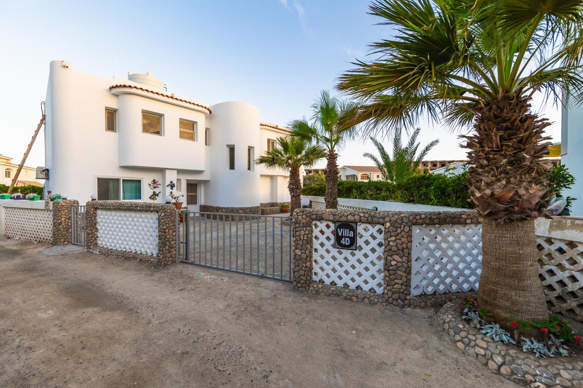 Aden Beach - Sea View Room With Beach Access In Villa Hurghada Ngoại thất bức ảnh